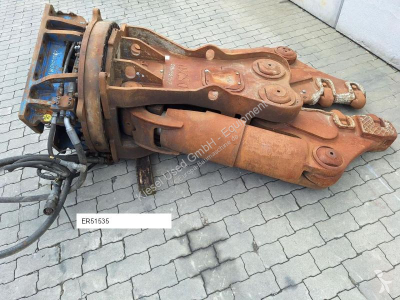 Vybavenie stavebného stroja  DS280