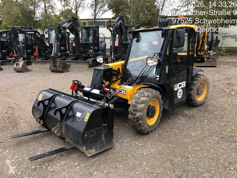 تجهيزات الأشغال العمومية JCB  514-40 CON
