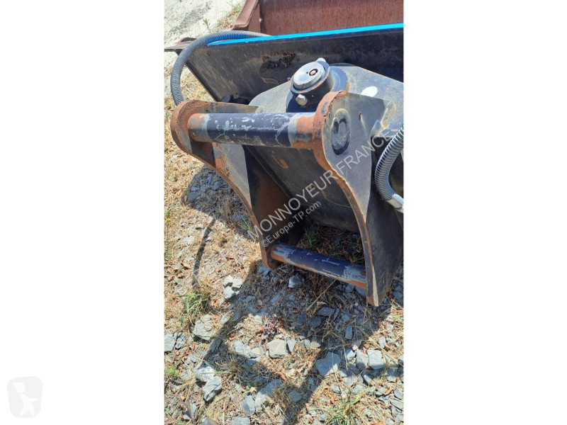 Équipements TP  GODET/BUCKET/TILT/1800MM/S60