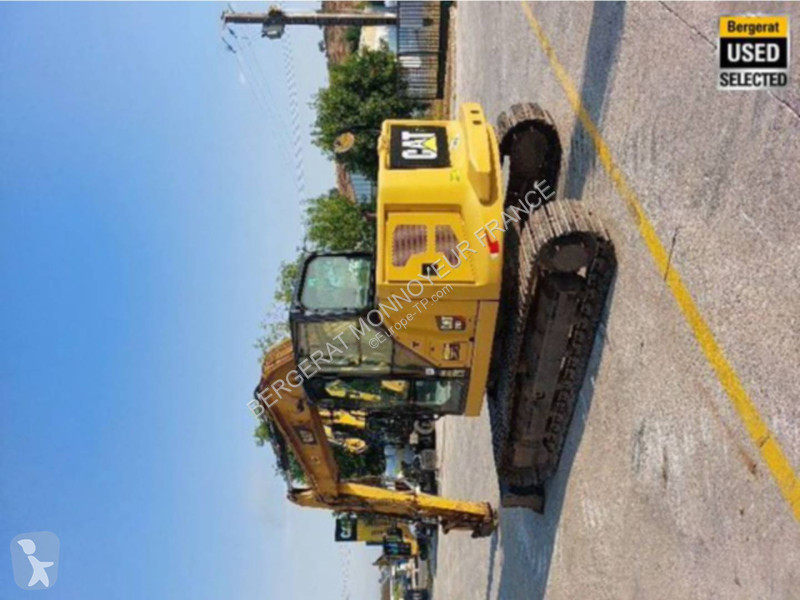 Vybavenie stavebného stroja Caterpillar 310