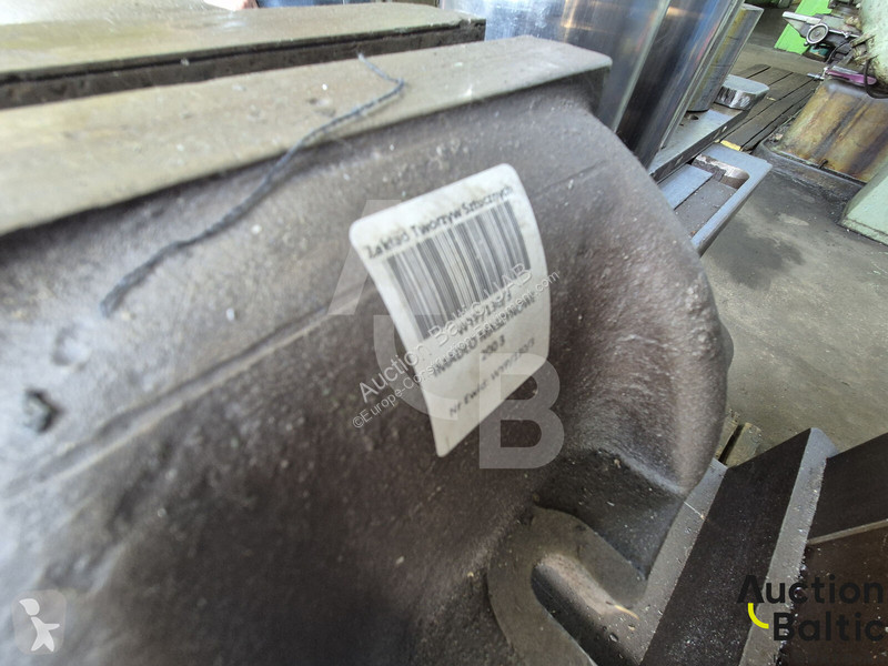 Vybavenie stavebného stroja  machine with a vice