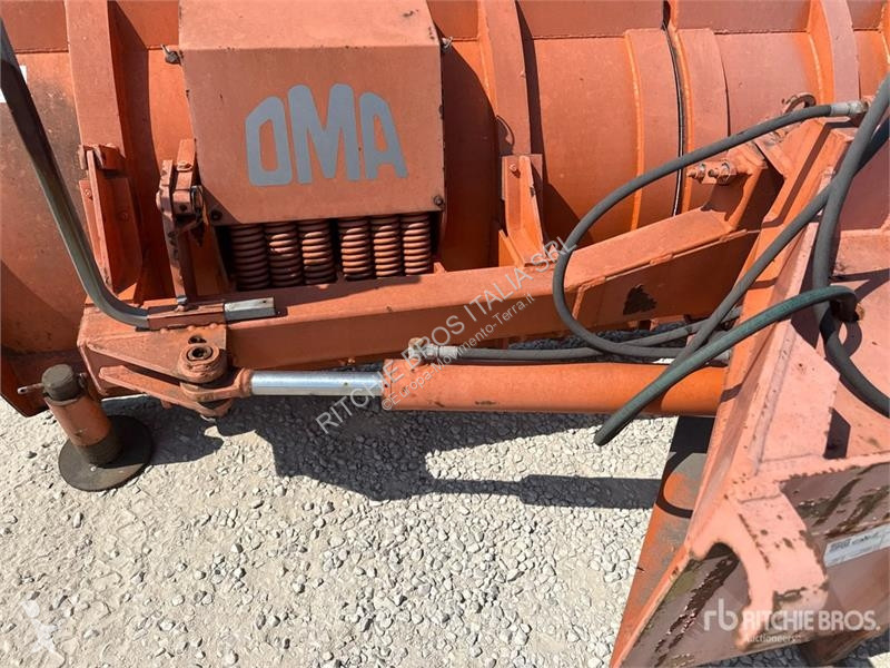 Обладнання для спецтехніки  OMA S2.30 Snow Plow