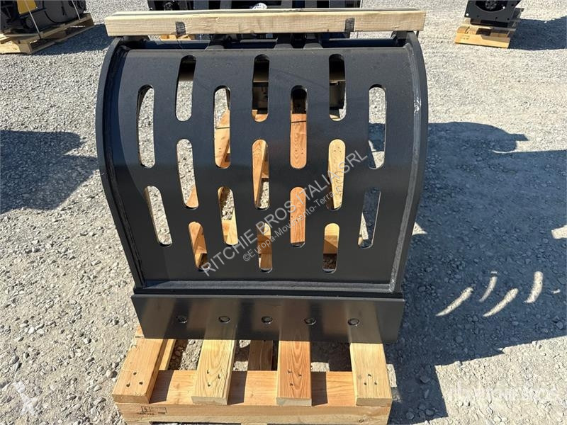 Mustang GRP750 machinery equipment