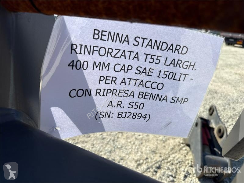 Bygg-anläggningsutrustningar Trevi Benne T55...