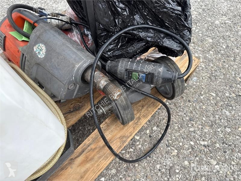 تجهيزات الأشغال العمومية Husqvarna Core Drill