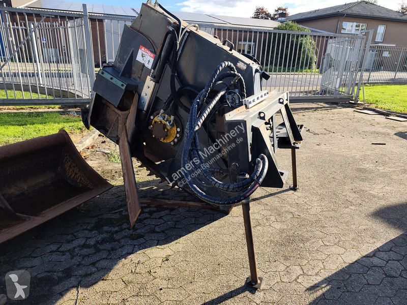 Matériel de chantier Bobcat WS24 .