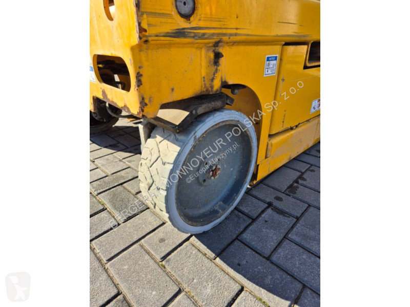 تجهيزات الأشغال العمومية Haulotte COMPACT 14