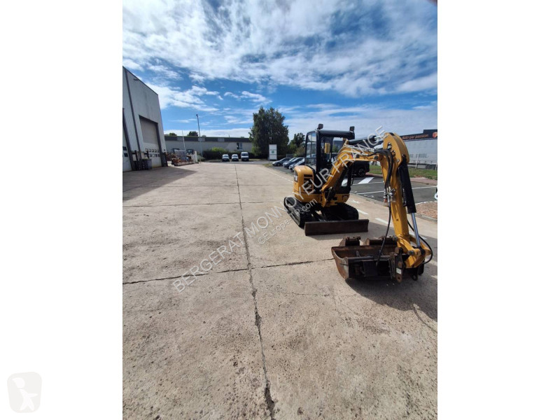 تجهيزات الأشغال العمومية Caterpillar 302.7D CR