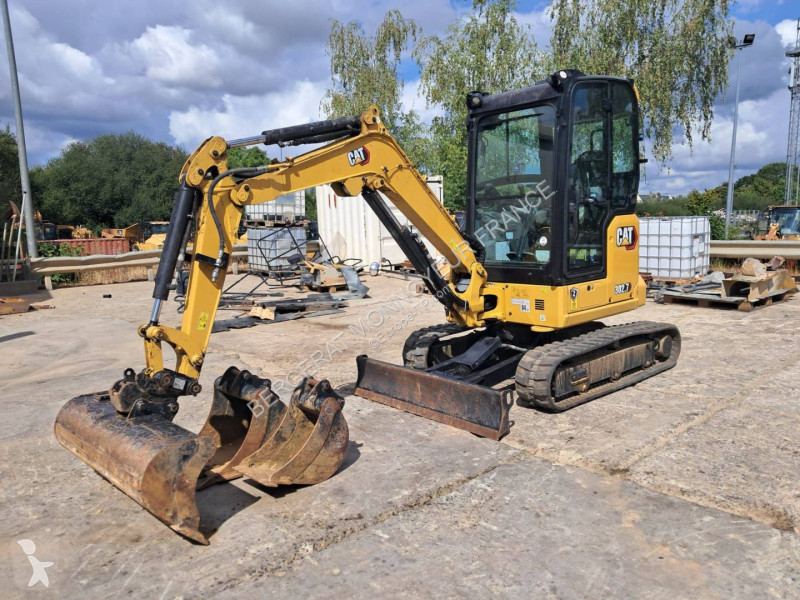تجهيزات الأشغال العمومية Caterpillar 302.7