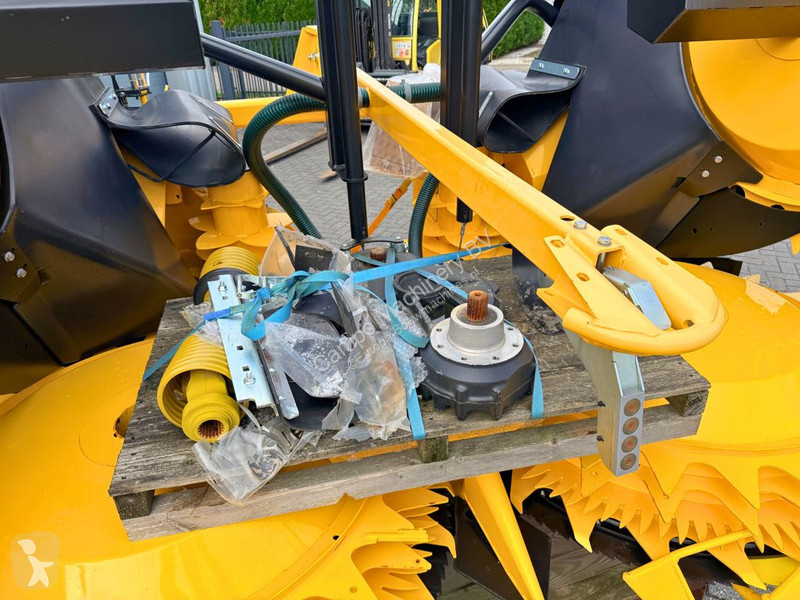 Aanbouwstukken voor bouwmachines New Holland...