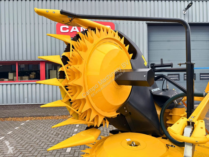 Aanbouwstukken voor bouwmachines New Holland...