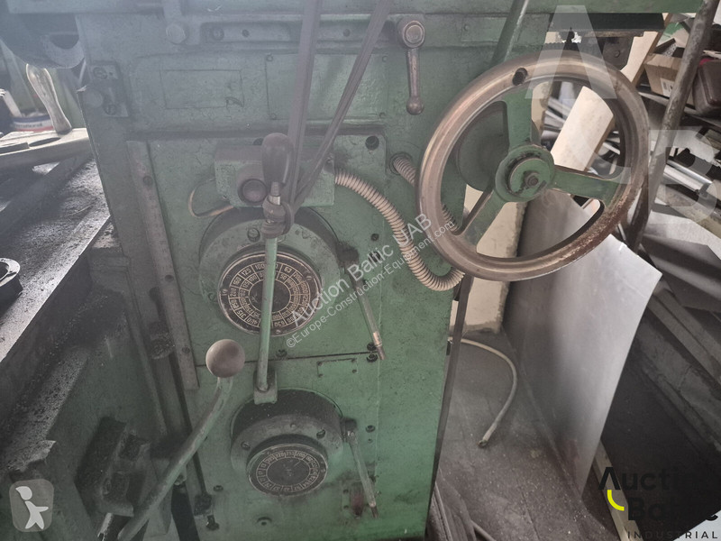 Aanbouwstukken voor bouwmachines  milling machine