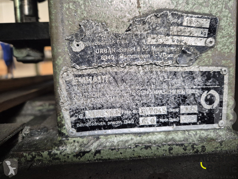 Aanbouwstukken voor bouwmachines  AD8-SE1