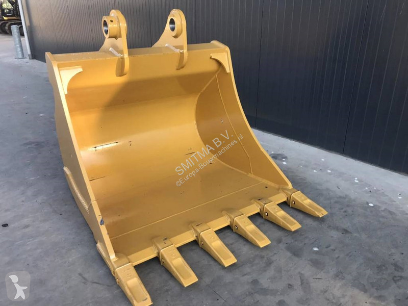 تجهيزات الأشغال العمومية Volvo EC240