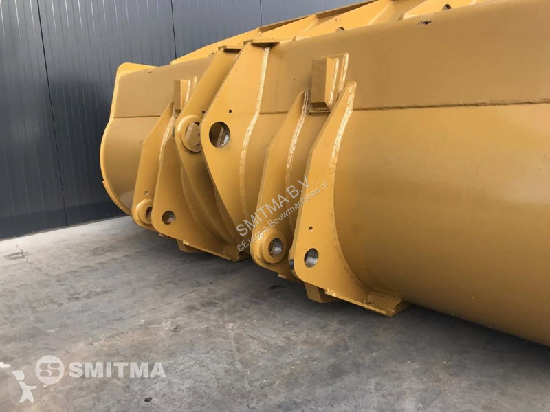 Vybavenie stavebného stroja Caterpillar 950M