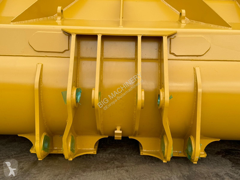 Aanbouwstukken voor bouwmachines Caterpillar...