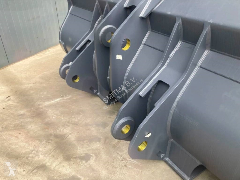 Vybavenie stavebného stroja Volvo L90F