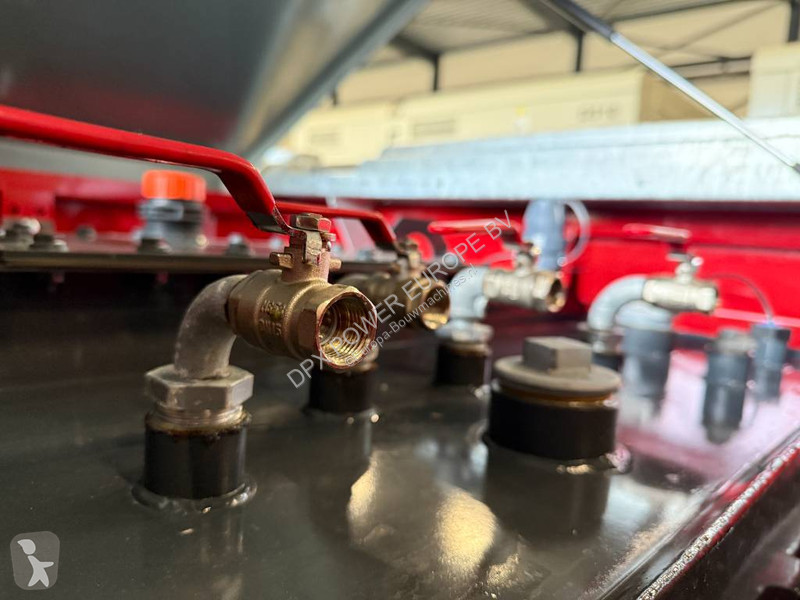 Aanbouwstukken voor bouwmachines  Diesel Fuel...