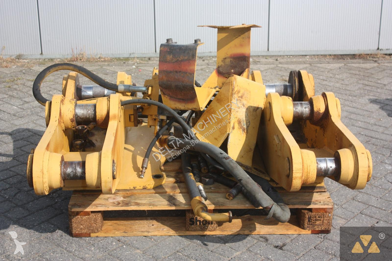 Aanbouwstukken voor bouwmachines Caterpillar...