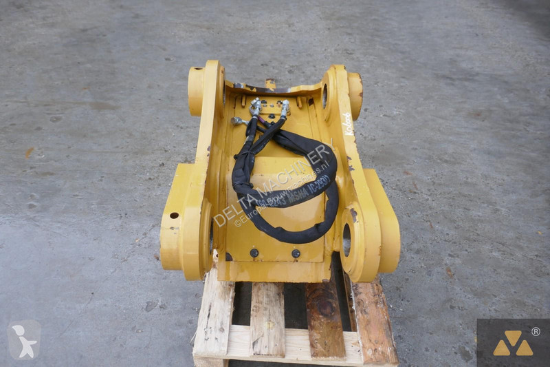 تجهيزات الأشغال العمومية Caterpillar Quick coupler