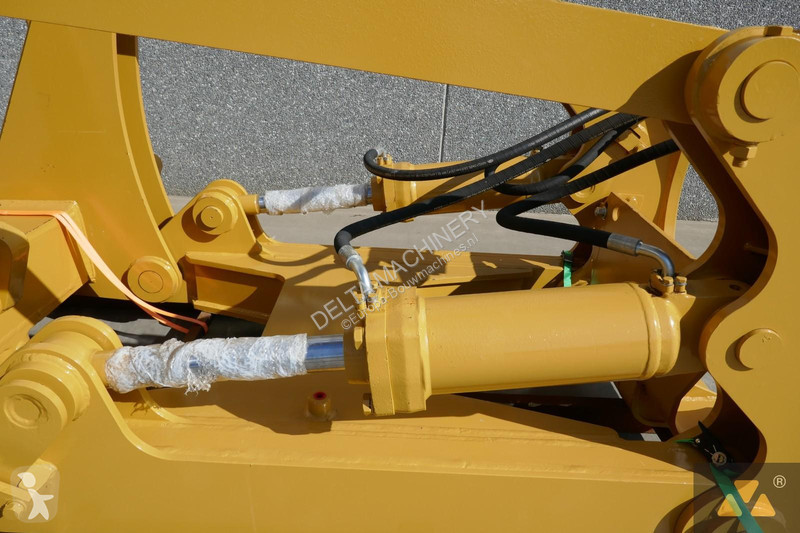 تجهيزات الأشغال العمومية Caterpillar Ripper