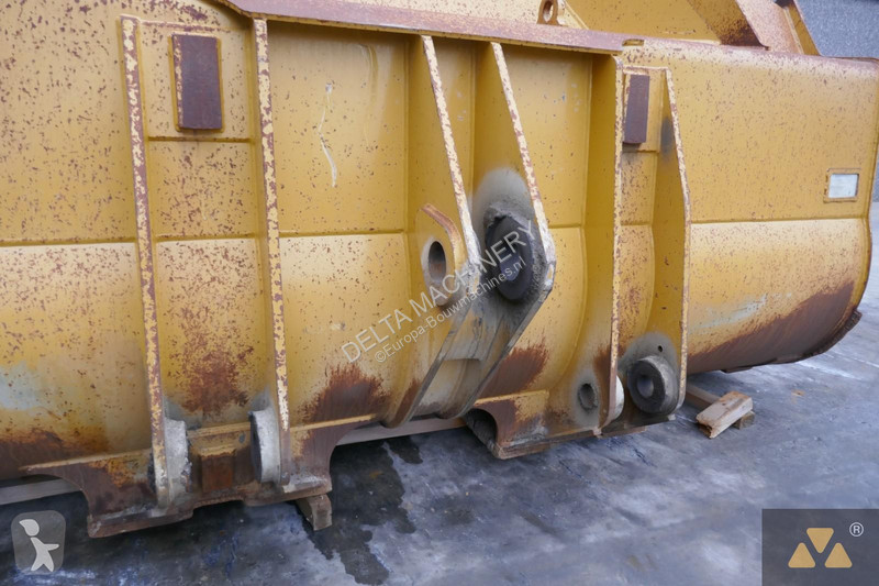 Aanbouwstukken voor bouwmachines Caterpillar...