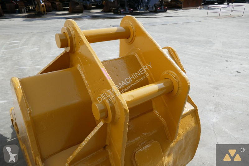 Aanbouwstukken voor bouwmachines Caterpillar...