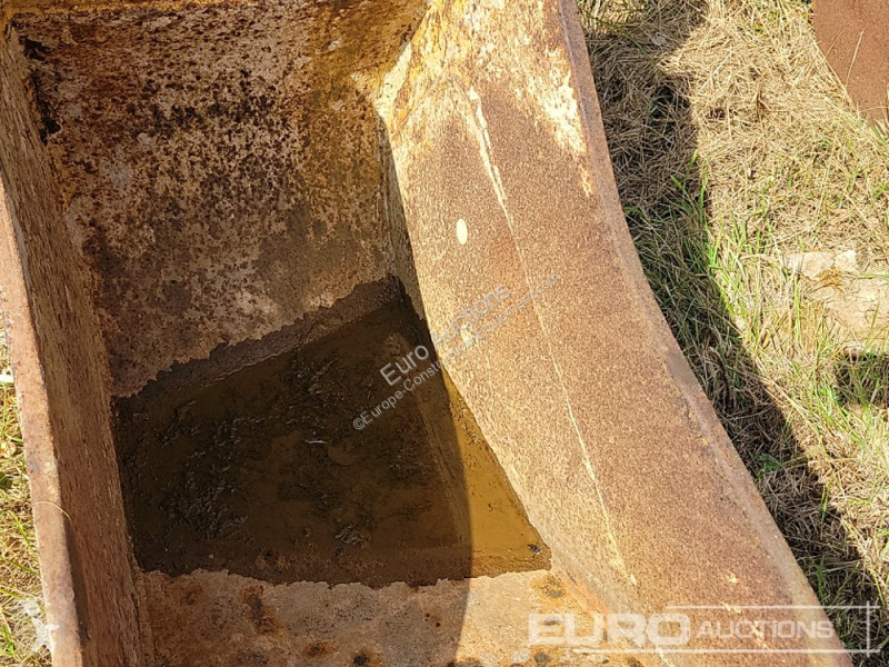 Echipamente pentru construcţii Caterpillar