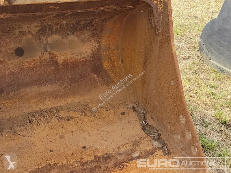 Echipamente pentru construcţii Caterpillar