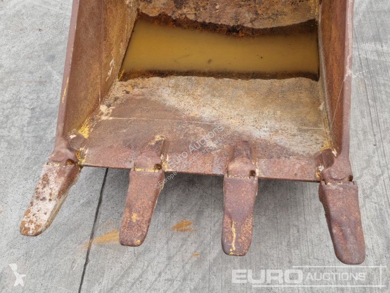 Echipamente pentru construcţii Caterpillar