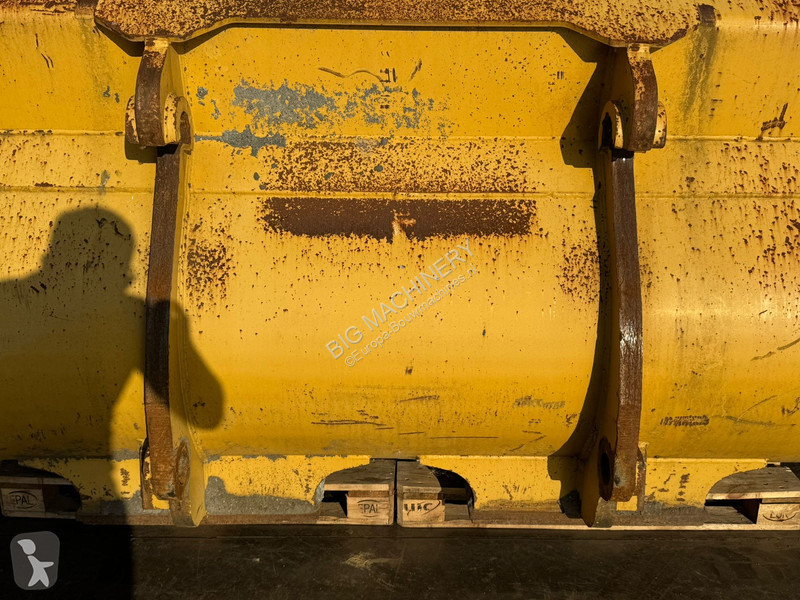Equipamientos maquinaria OP Caterpillar 980M...