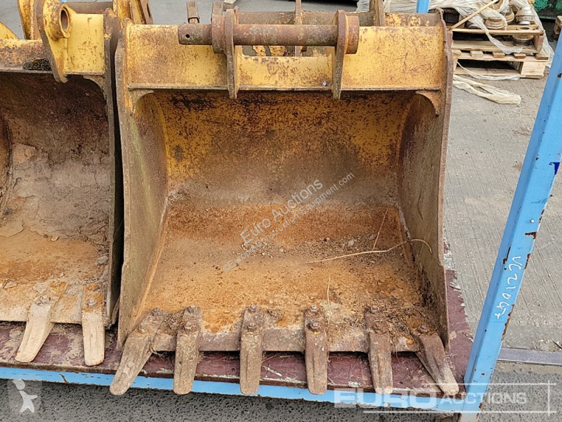 Echipamente pentru construcţii Caterpillar