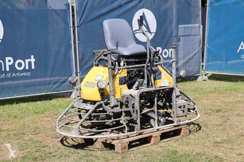 Aanbouwstukken voor bouwmachines Neuson crt 36 26a