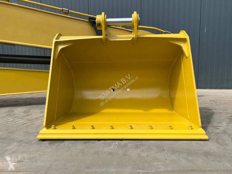 Équipements TP Komatsu PC200 18 mtr Long Reach...