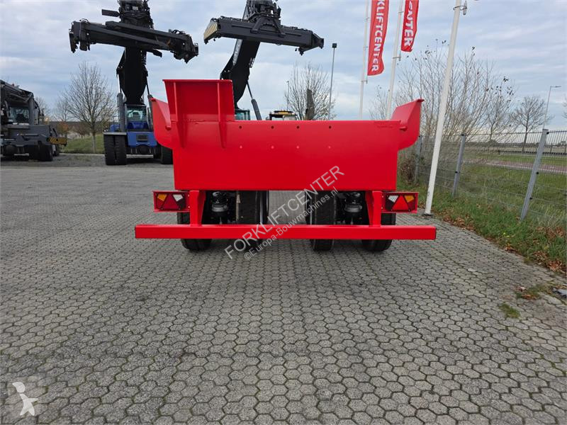Vybavenie stavebného stroja  Terminal Trailer...
