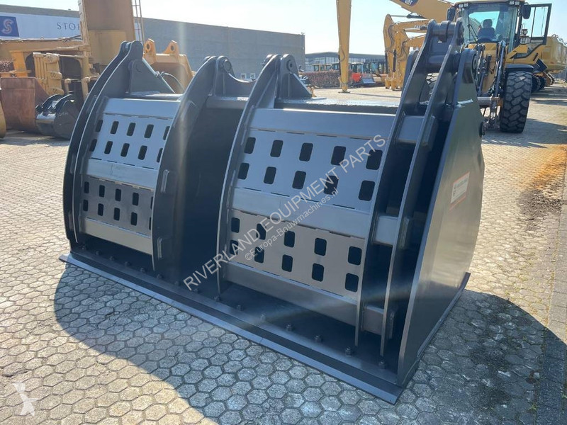 تجهيزات الأشغال العمومية Volvo L110 clamp...