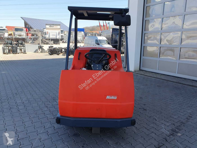 معدات التنظيف Hako Hakomatic B 1100 / nur 704h!...