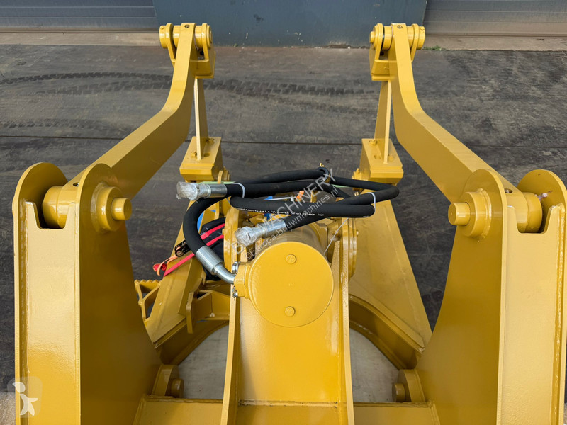 تجهيزات الأشغال العمومية Caterpillar D6 New Gen...