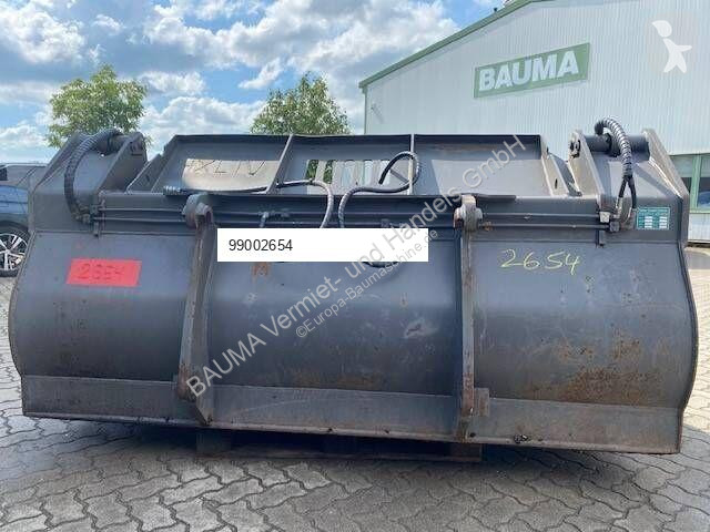 Vybavenie stavebného stroja  (2654) 2.5 cbm...