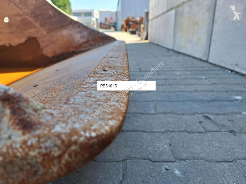Vybavenie stavebného stroja Rädlinger...