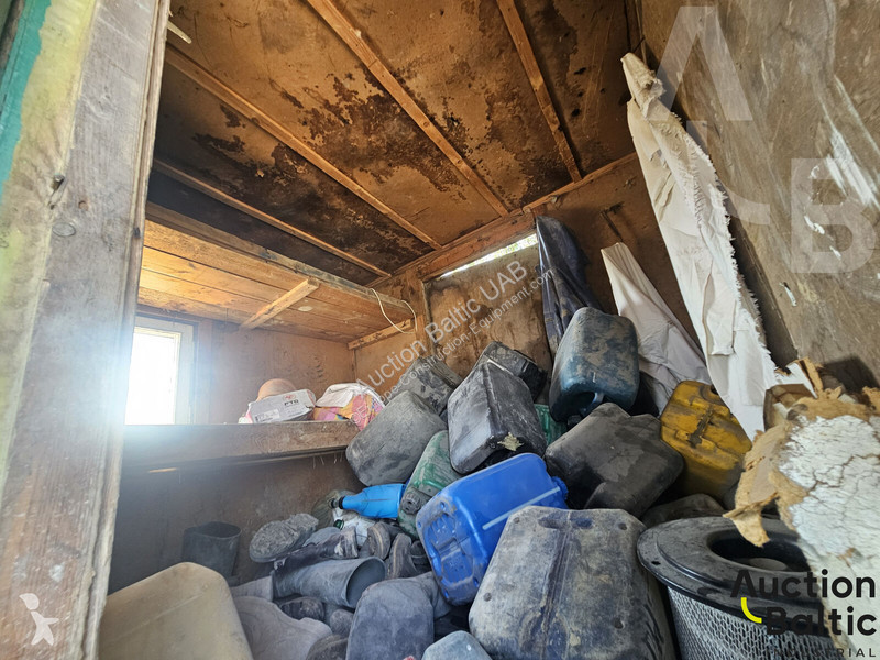 Vybavenie stavebného stroja  cabin