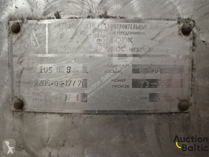 Echipamente pentru construcţii  68
