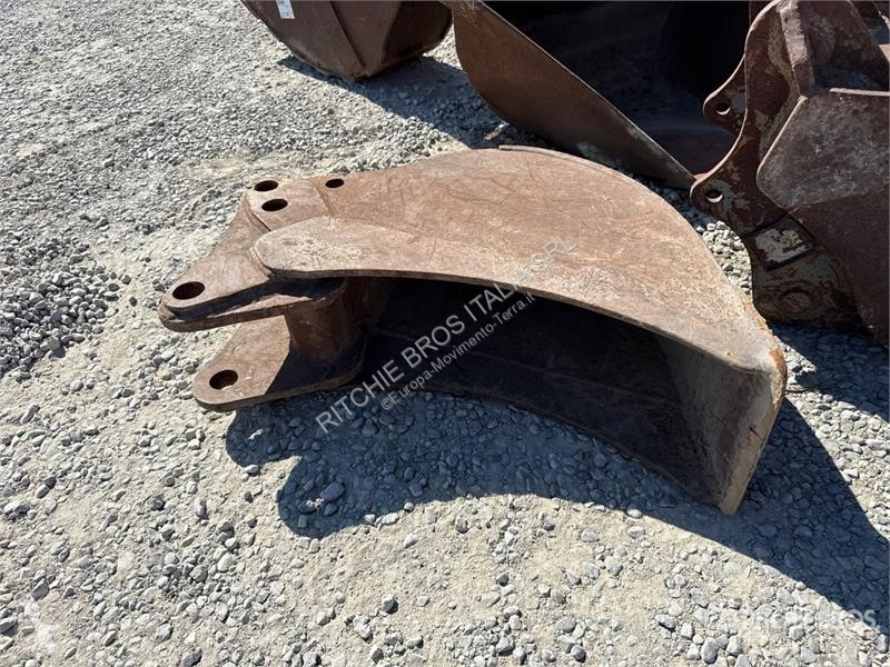 Quantity of (6) Excavator Bucket machinery...
