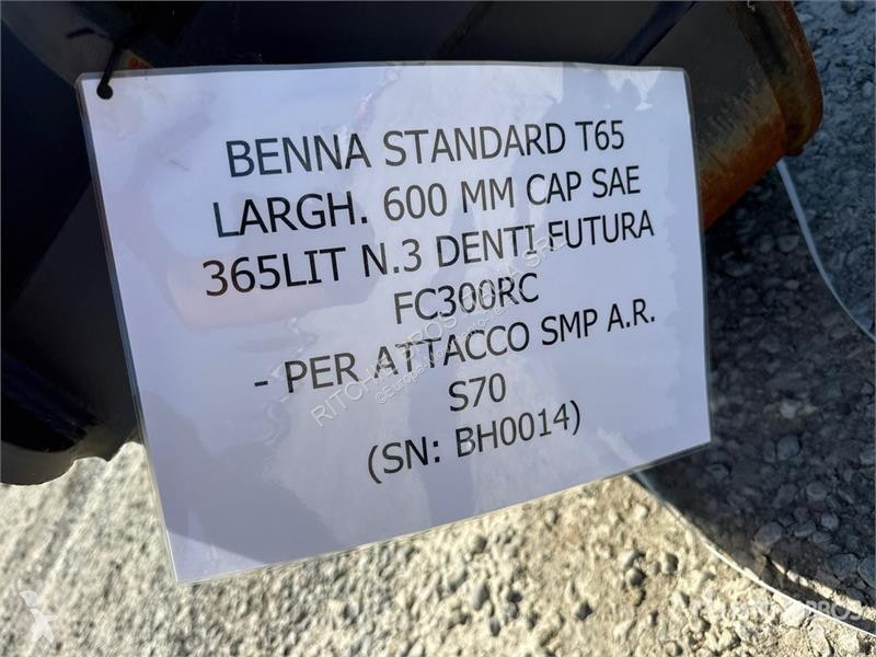 Bygg-anläggningsutrustningar Trevi Benne T65...