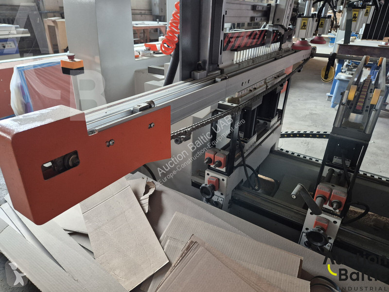 Equipamientos maquinaria OP  Lazzoni Expert L3...