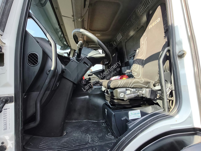 تجهيزات الأشغال العمومية Iveco AD410T 8x4 kipper .