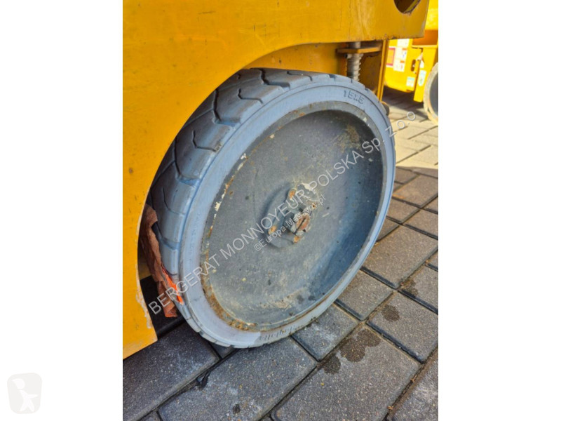 تجهيزات الأشغال العمومية Haulotte COMPACT 14