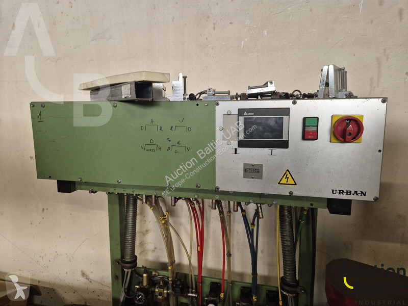 Aanbouwstukken voor bouwmachines  AKS 1200