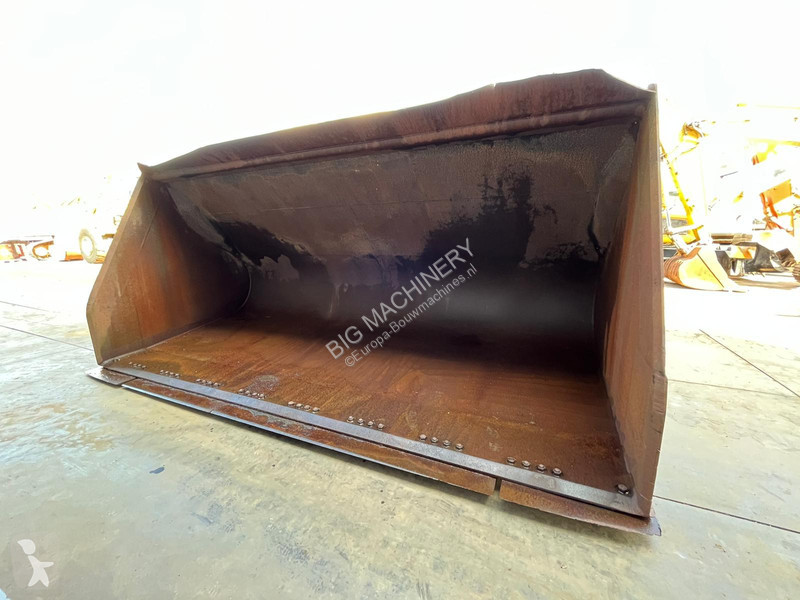 Aanbouwstukken voor bouwmachines Caterpillar...