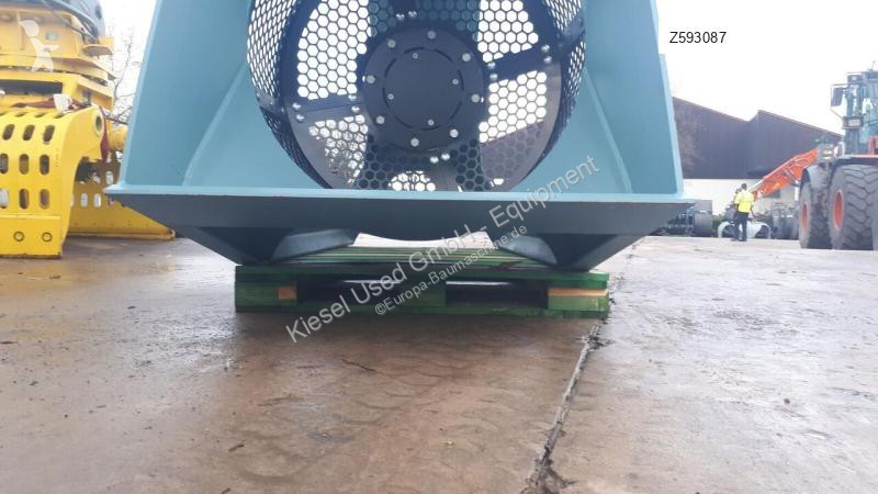 Aanbouwstukken voor bouwmachines Rockwheel...